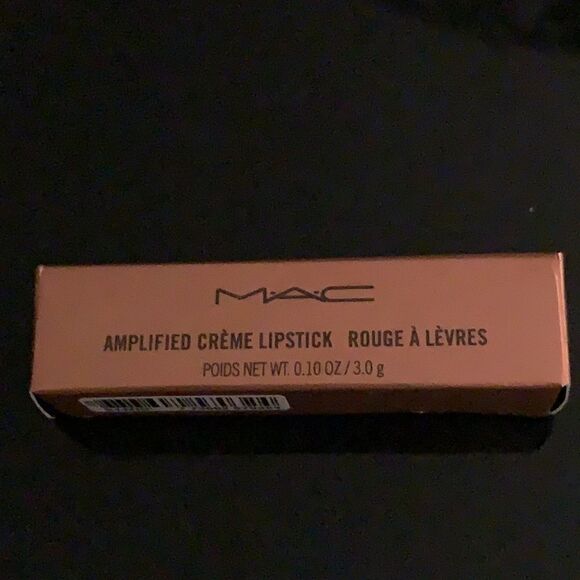 NEW MAC Amplified Creme Lipstick COTE D’AMOUR - Picture 5 of 7